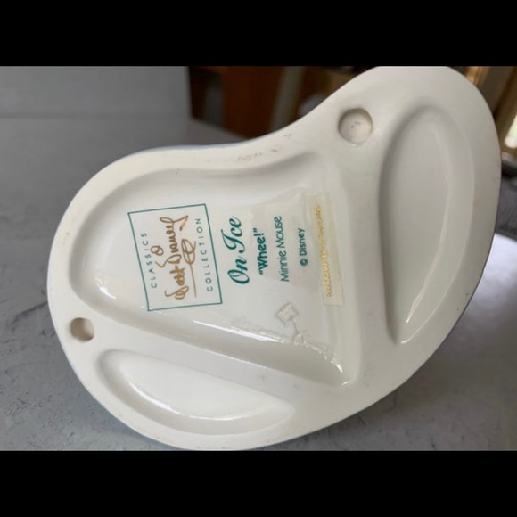 WDCC Minnie Mouse - Picture 5 of 10